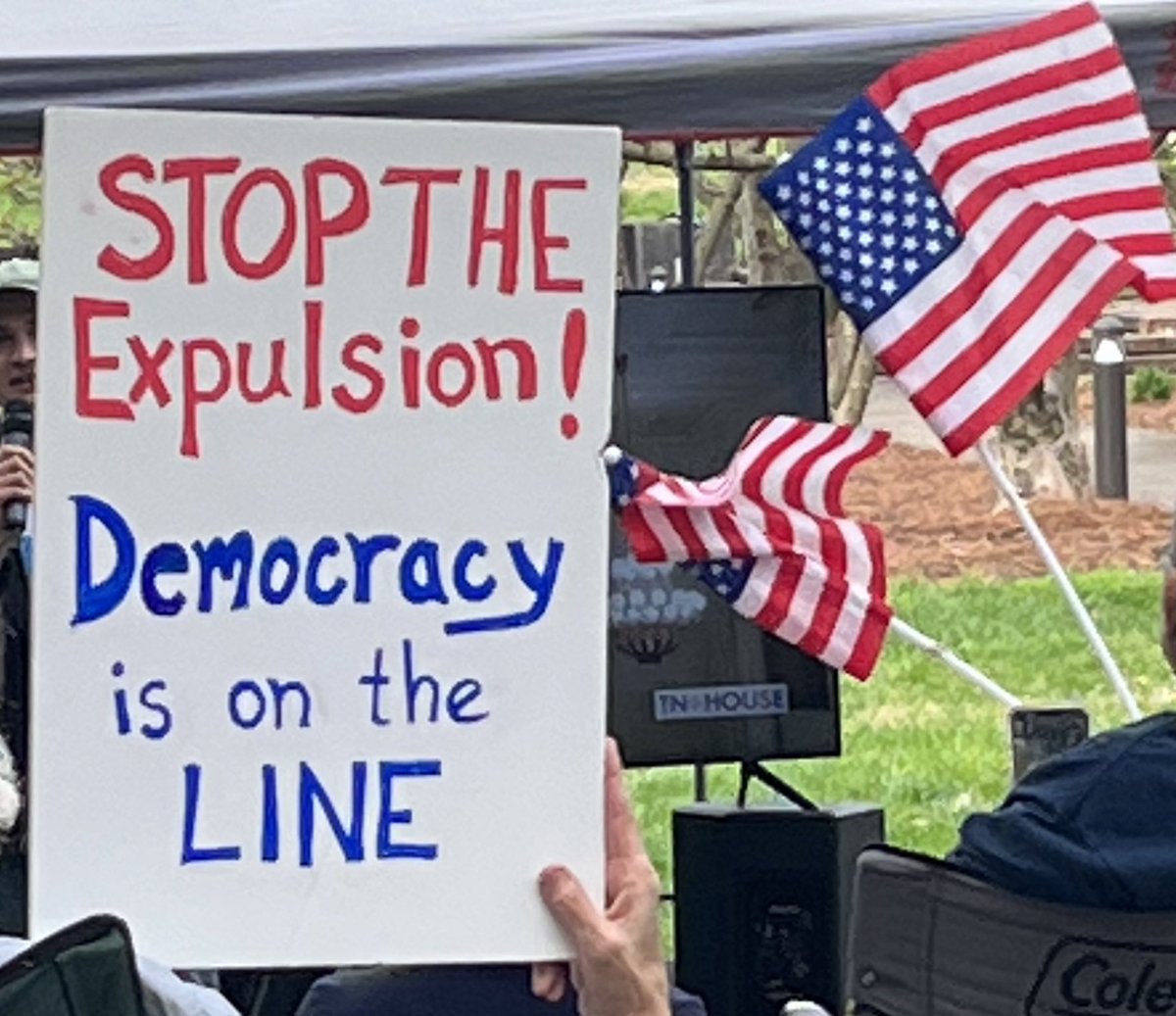 autbowli's tweet photo. What’s happening in the Tennessee House today is a true test of the strength of democracy and whether the House republicans are respecting or overthrowing democracy. This matters. https://t.co/FduWtB4VLa