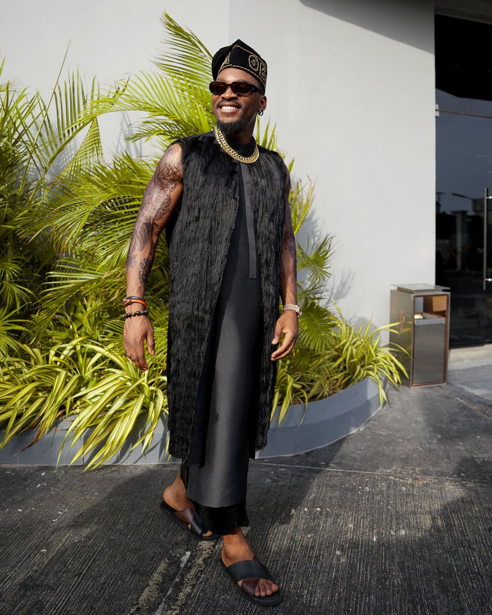 tobibakre's tweet photo. Obalola coming thru!
Gangs of Lagos!
Out on @primevideonaija tomorrow https://t.co/kIgEB6amZJ