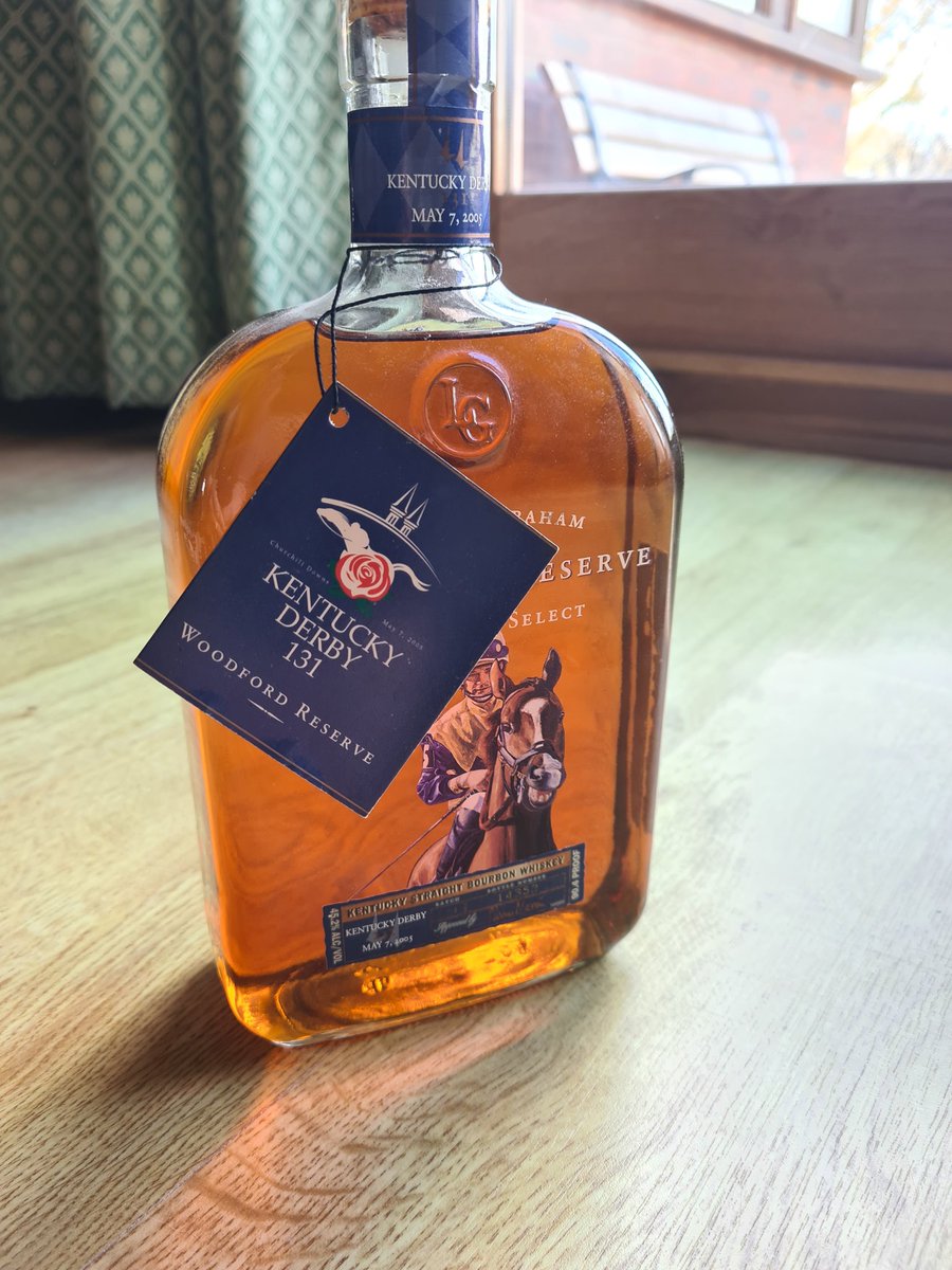 Bengoperry's tweet photo. @mikeesmith10 I've been wondering who could be interested in this particular bottle of bourbon, and thought that it could be you...?! https://t.co/ao7hydA4Kd