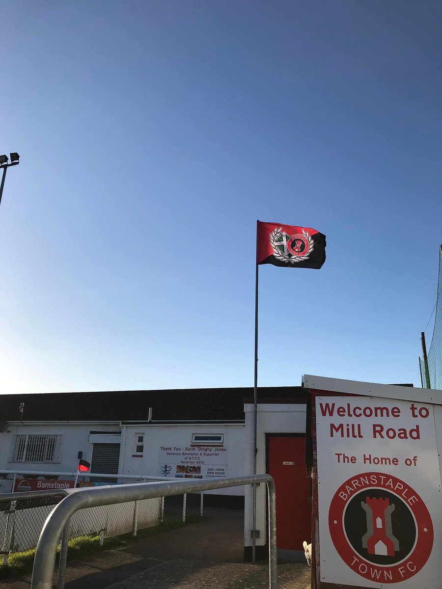 Lovely scenes at Mill Road this evening. All set for tomorrows clash against <a href="/ilfcombeafc/">𝐈𝐥𝐟𝐫𝐚𝐜𝐨𝐦𝐛𝐞 𝐓𝐨𝐰𝐧 𝐀𝐅𝐂</a> .. don’t miss it!

#upthebarum