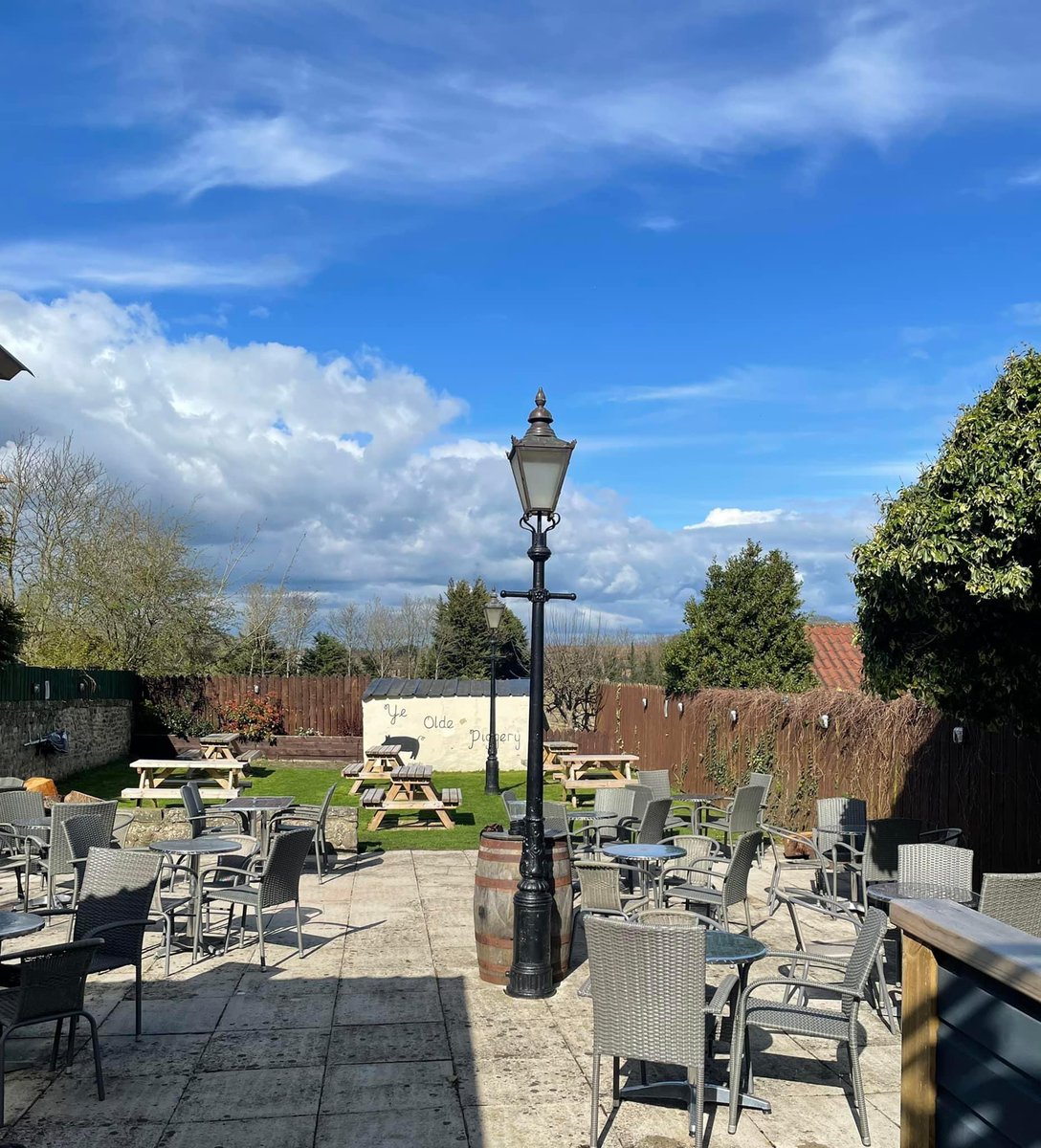 Come &amp; enjoy our fabulous beer garden, it’s all set up &amp; ready for this bank holiday weekend! 🍺😎
