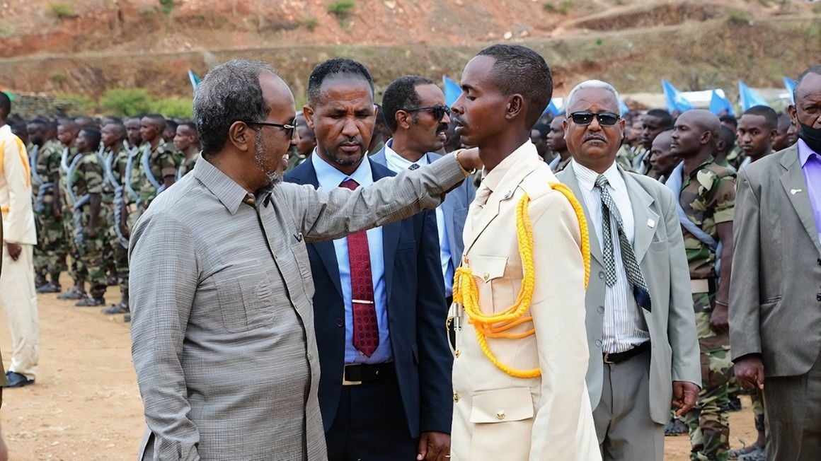 dalkatimes's tweet photo. Somalia: President Hassan Sheikh Visited The Most Asked Army Trainees Sent To Eritrea
https://t.co/K1OzU7lnNk
@dalkatimes - #dalkatimes - #somalia https://t.co/xSN7wrIkww