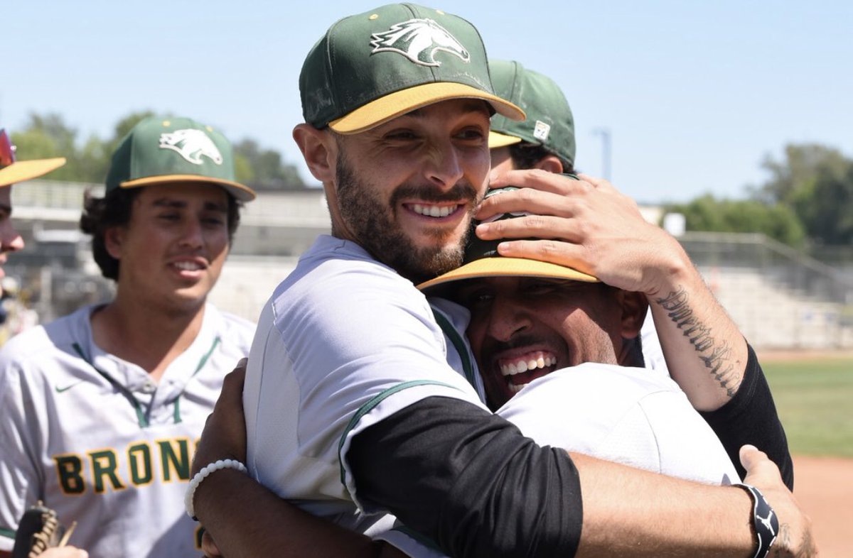 goccaa's tweet photo. April 6 is National Student-Athlete Day and the NCAA is celebrating an all-time-high 520,470 student-athletes. The CCAA is proud of its over 3,000 student-athletes that compete in 13 NCAA sports! Happy National Student-Athlete Day! #nationalstudentathleteday #GoCCAA https://t.co/ZWlVpb8psX