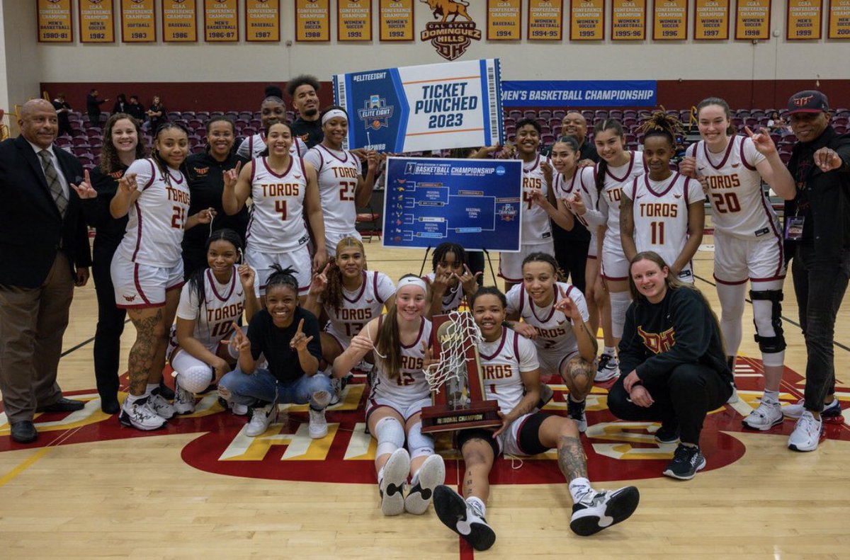 goccaa's tweet photo. April 6 is National Student-Athlete Day and the NCAA is celebrating an all-time-high 520,470 student-athletes. The CCAA is proud of its over 3,000 student-athletes that compete in 13 NCAA sports! Happy National Student-Athlete Day! #nationalstudentathleteday #GoCCAA https://t.co/ZWlVpb8psX