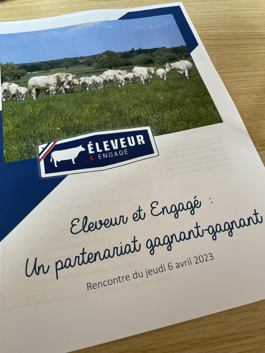 ArtusJulie's tweet image. [Eleveur&amp;amp;Engagé] Nous avons fait la visite à Bourges du site de transformation de boeuf Puigrenier avec les agriculteurs des @EleveursBovins dans le cadre de notre partenariat. 
🐂🥩🍽️🍔🧑🏽‍🍳 #charteoriginefrance