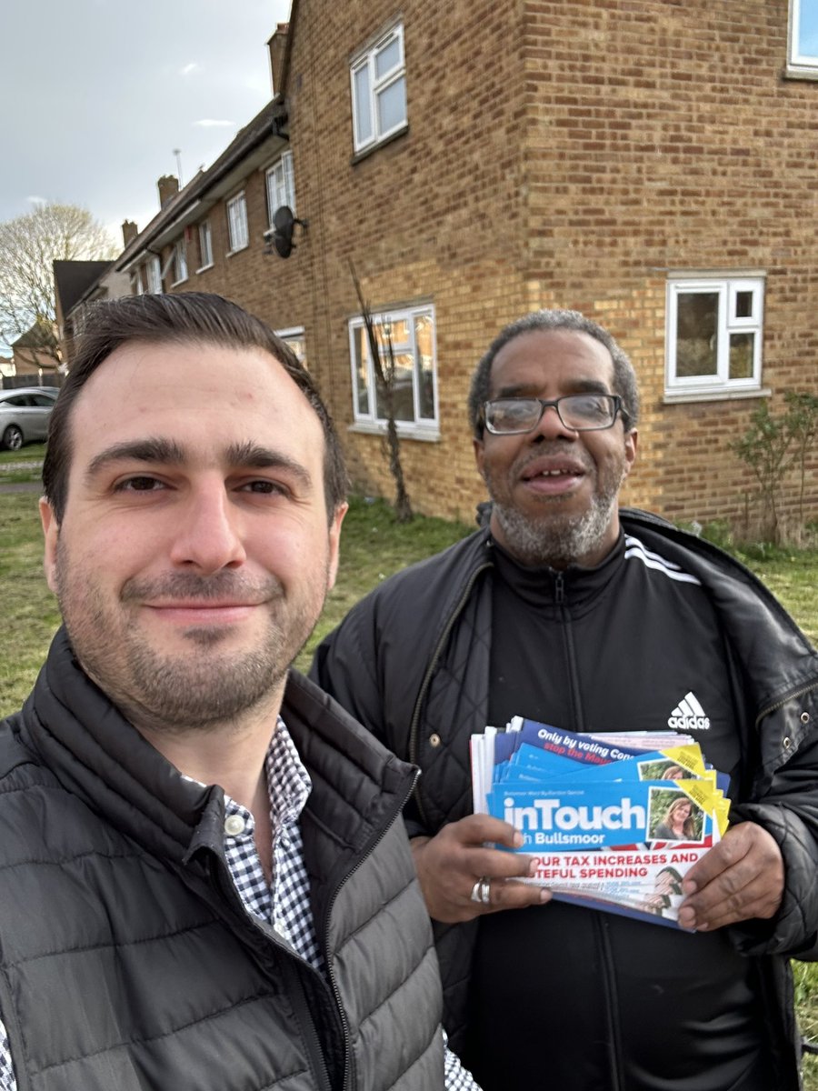One of three teams out in Bullsmoor this evening! Overwhelming message is residents are fed up with the last 13 years of this dodgy Labour Enfield Council! #Bullsmoor #ByElection