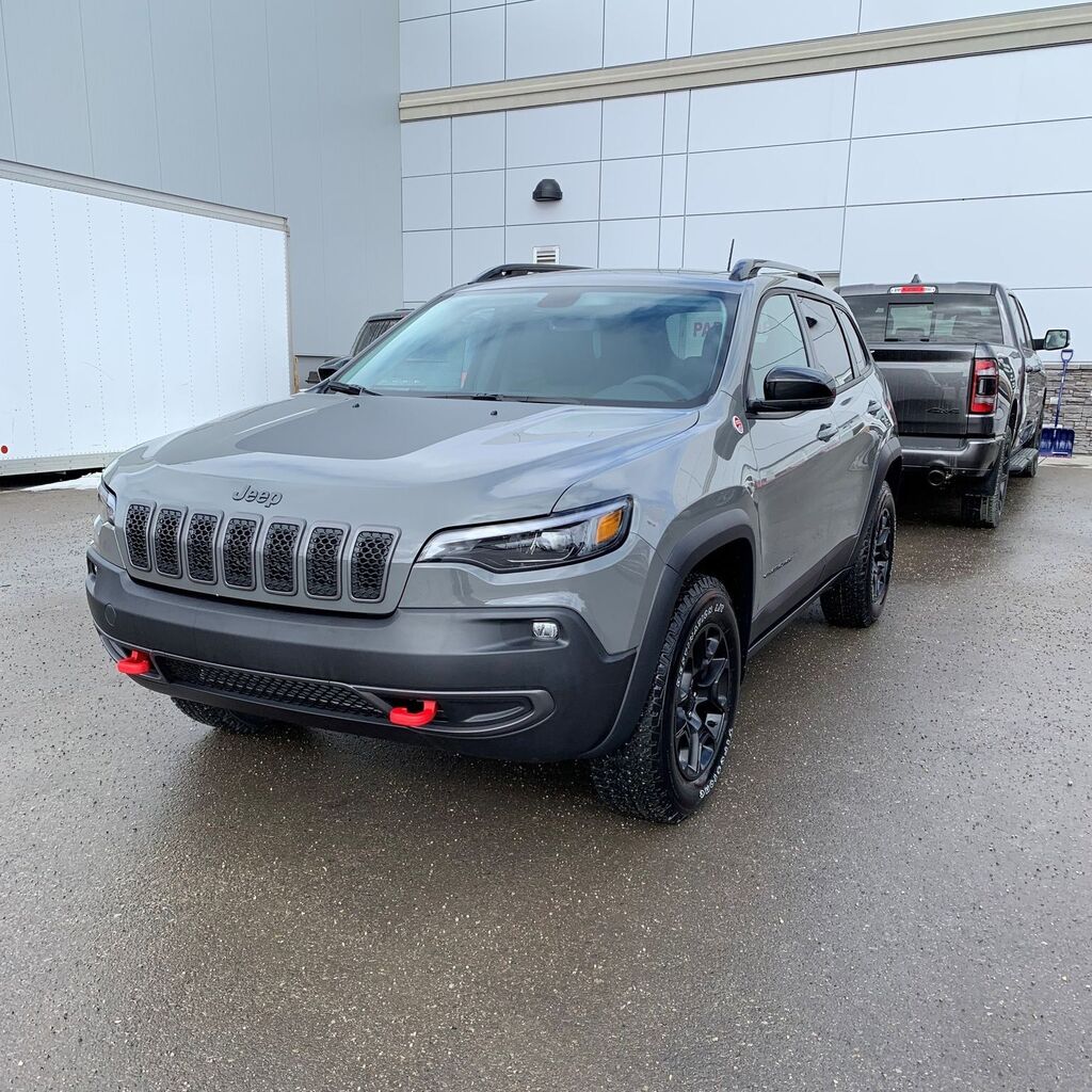 Cochranedodge's tweet photo. https://t.co/cdZKAciS5q to the Cochrane Dodge Family Kelly! She came in looking for a vehicle that went everywhere she did! With the help of Alex and the team, she got into this 2022 Jeep Cherokee! No matter your needs, wants and lifestyles, here at Cochrane Dodge with no press… https://t.co/fIe9GIBQhe