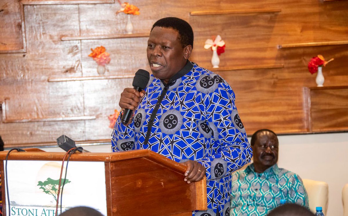 EugeneLWamalwa's tweet image. Our Azimio PG Meeting position today was that a genuine,inclusive,Bipartisan National Dialogue bringing together Kenyans to talk to each other,rather than at each about matters of vital National importance,is what this Country needs,not handshakes,chest thumping  or name calling.