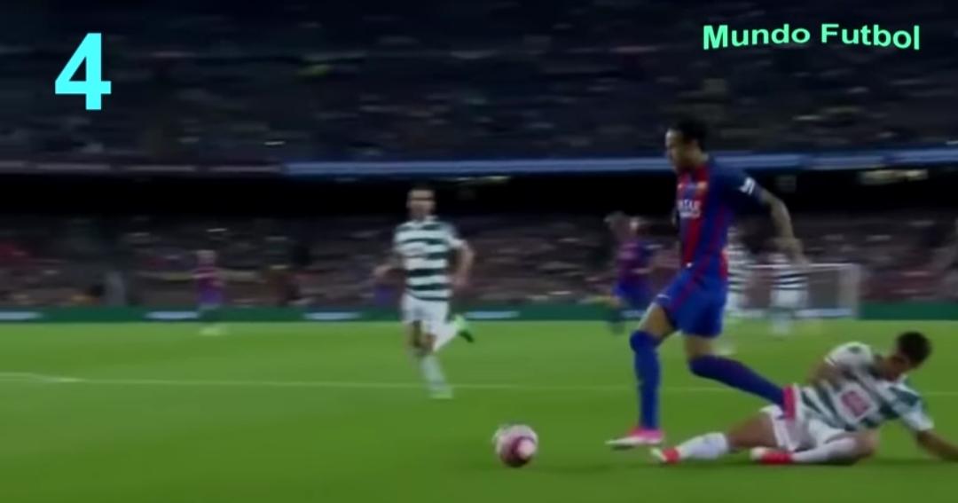 IESAVZLAOFICIAL's tweet photo. @jotajordi13 @jotajordi13 @elchiringuitotv #jotajordillora la verdad que eres un sinvergüenza si esa falta se la hacen ha Benzema es un "TODO OK JOSE LUIS" te acuerdas de eso sin vergüenza. Es que entiendo a ti te gustas los penales a si @jotajordi13 inmoral nunca ví que te quejarás de eso https://t.co/2NID6G4Ue1