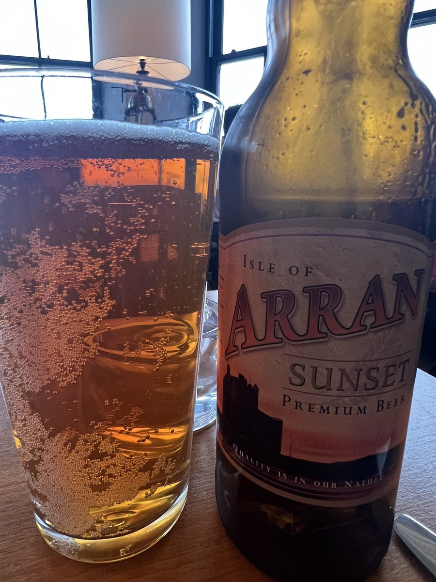 peatandbarley's tweet photo. .@ArranBrewery at #TheDouglas in Brodick. 😋 #ArranBlonde #ArranSunset #ArranDark https://t.co/kLG3MfMokH