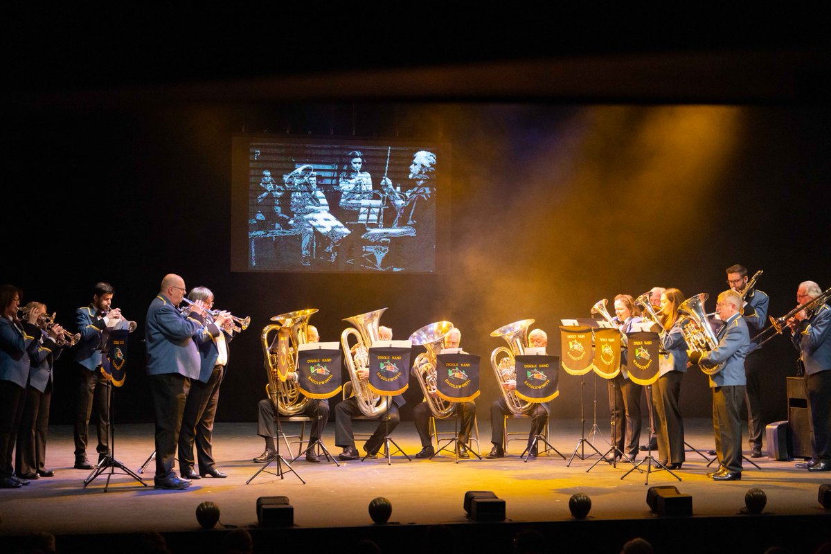 OldhamColiseum's tweet photo. It's been a week since Encore.
Our closing event was an incredible, emotional and defiant night with a sold out auditorium filling the Coliseum with togetherness and celebration, one last time.
Here are just some of our favourite shots from the night.

📸 @drobinsonphoto https://t.co/qmxMiMr4aB