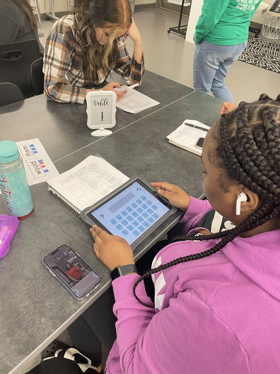 We’re excited to support our EMS future educators from <a href="/HCTCeducation/">HCTC Ed and Training</a> with early literacy phonics practices! #EMSreads
