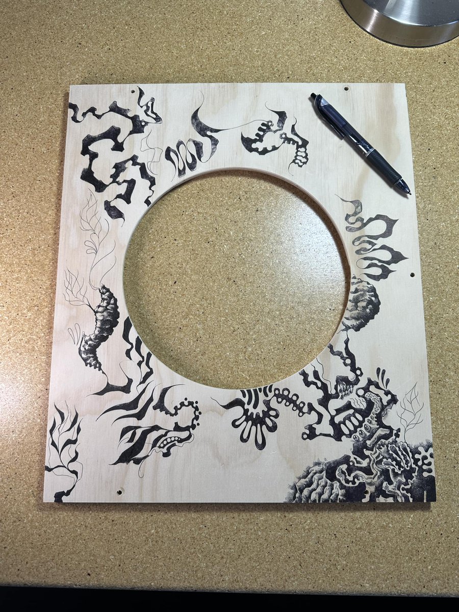 Doodling on a wooden amp plate. This is a commissioned piece for a client. The best part, I can do whatever I want…zero parameters, 100% artistic freedom. I think I’m roughly 30% done at the moment. Excited to see where this ends up. 😊