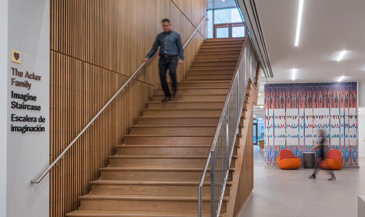 Congratulations, team! @CovenantHouseNY has been named 'Best of the Best' at the @AIANewYorkState 2022 Design Awards ceremony. We worked w/Covenant House, @FXCollaborative & #EnvoieProjects to design the #wayfinding & #donorrecognition: ow.ly/V0hN50NBlRY

📸 Chris Cooper