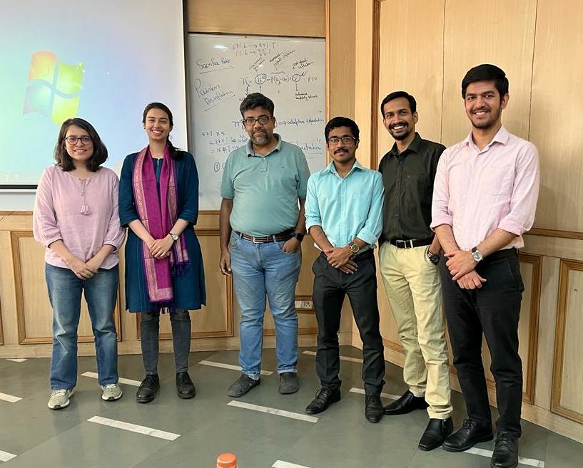 The best thing about training at IIFT is learning from the best faculties. Dr. Jaydeep Mukherjee @jaydeepm74 happens to be the same for economics. We thank him for the time he has taken out to give us d valuable lessons in Macroeconomics. #TeamITS #IIFT #UPSC #CSE #PolicyMaking