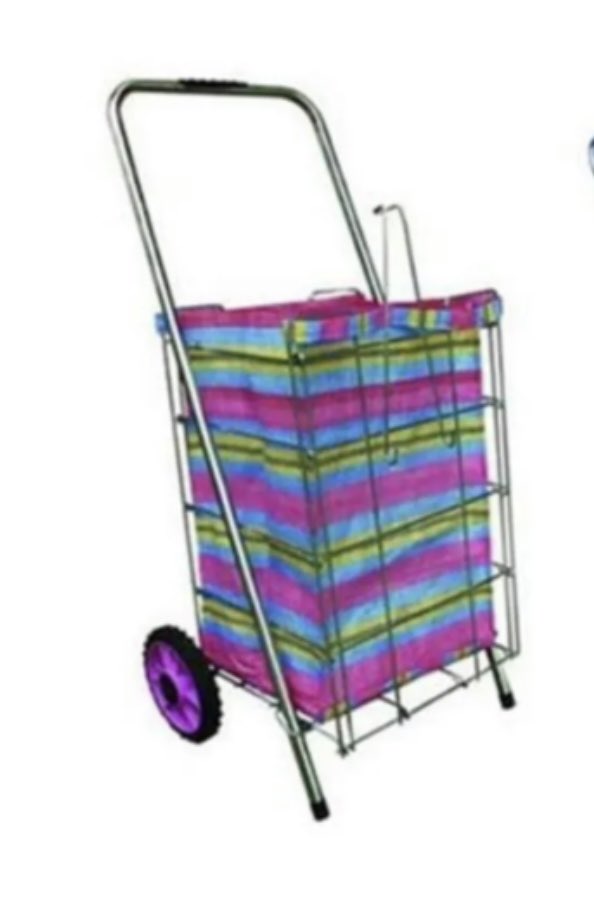 Zara yine şovunu yapmış
Pazar arabası poşetinden çanta lol