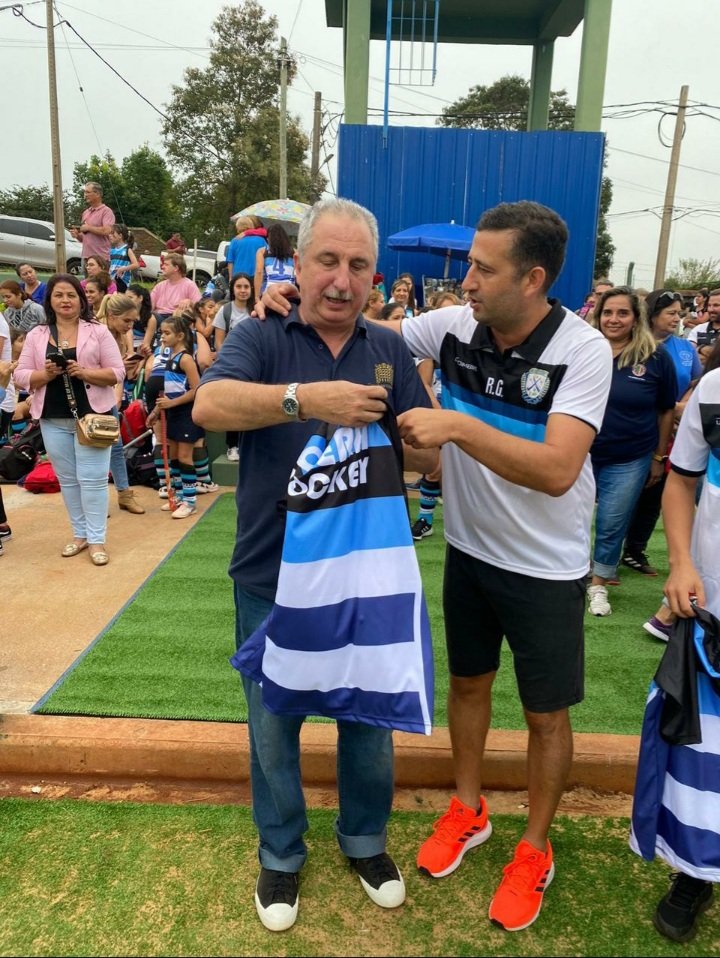 HockeyObera's tweet photo. El día más esperado por el hockey de Obera y centro de la Provincia 
Gracias miles!!! @PabloHassan9 @passalacquaok @herrerayflia @MinDepMisiones 💙🖤🤍 una obra que trasciende lo material, nosotros lo sabemos @AvanciniBetiana 
05 de Abril de 2023 https://t.co/vqYmnuFSuV