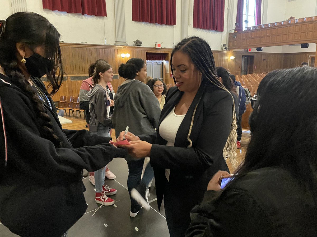 Central Park Middle School tweet media