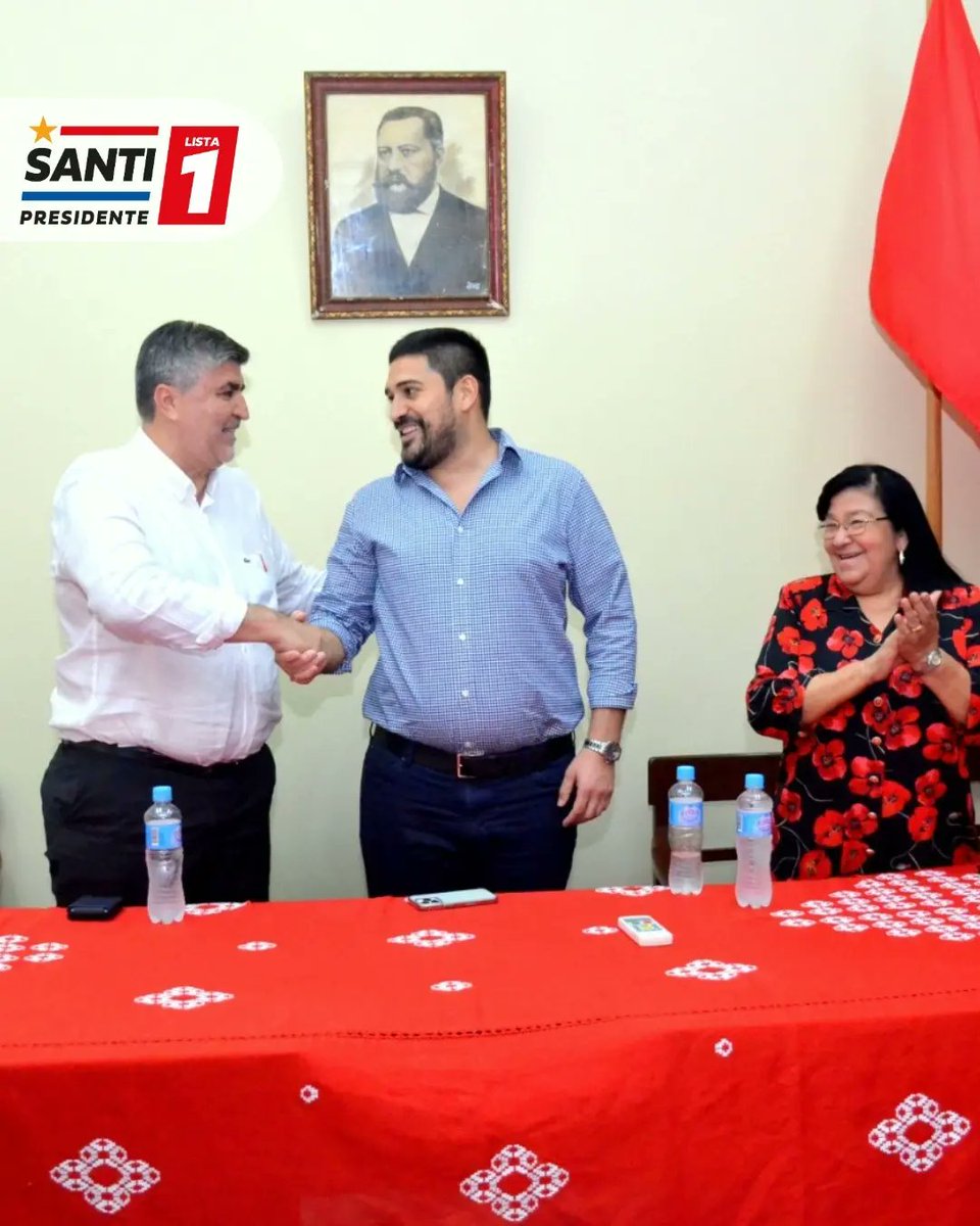 ingduartedure's tweet photo. ¡En la Secc. 3 llevamos la remera de la #Lista1 con mucho orgullo!

Con la verdadera dirigencia colorada de #CampoGrande recibimos al futuro diputado @EspinolaEspnol1 para trazar los pasos de cara a las elecciones del próximo 30/04

¡Trabajando juntos vamos a estar mejor! https://t.co/NMCWlvqA0P