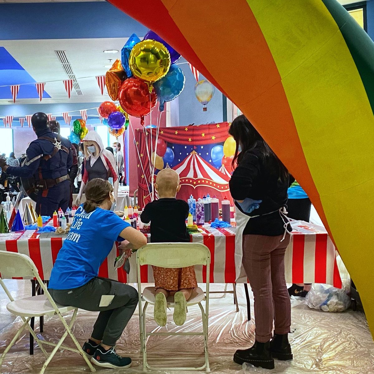 ilovetocreate's tweet photo. We were thrilled to participate in the Valley Children's Healthcare Life Month Carnival! We provided a tie-dye station where children could create their own custom tie-dye. Our iLoveToCreate team volunteered  to assist the children in bringing their tie-dye designs to life. https://t.co/UmFe77U7ah