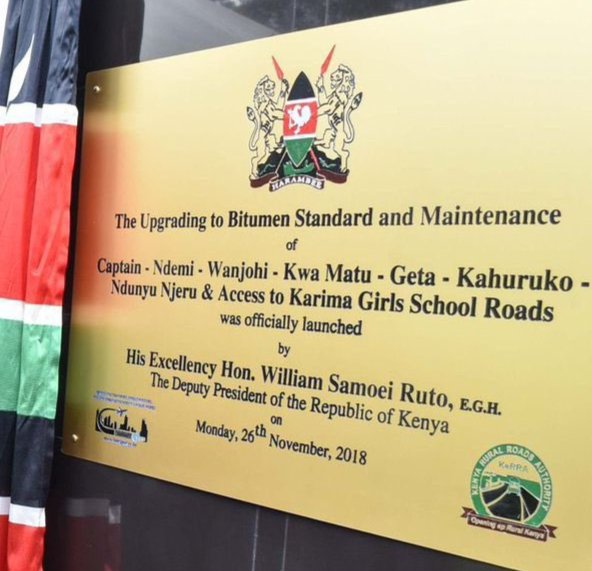 😂😂😂😂
UDA is a joke and it shows. <a href="/WilliamsRuto/">William Samoei Ruto, PhD</a>