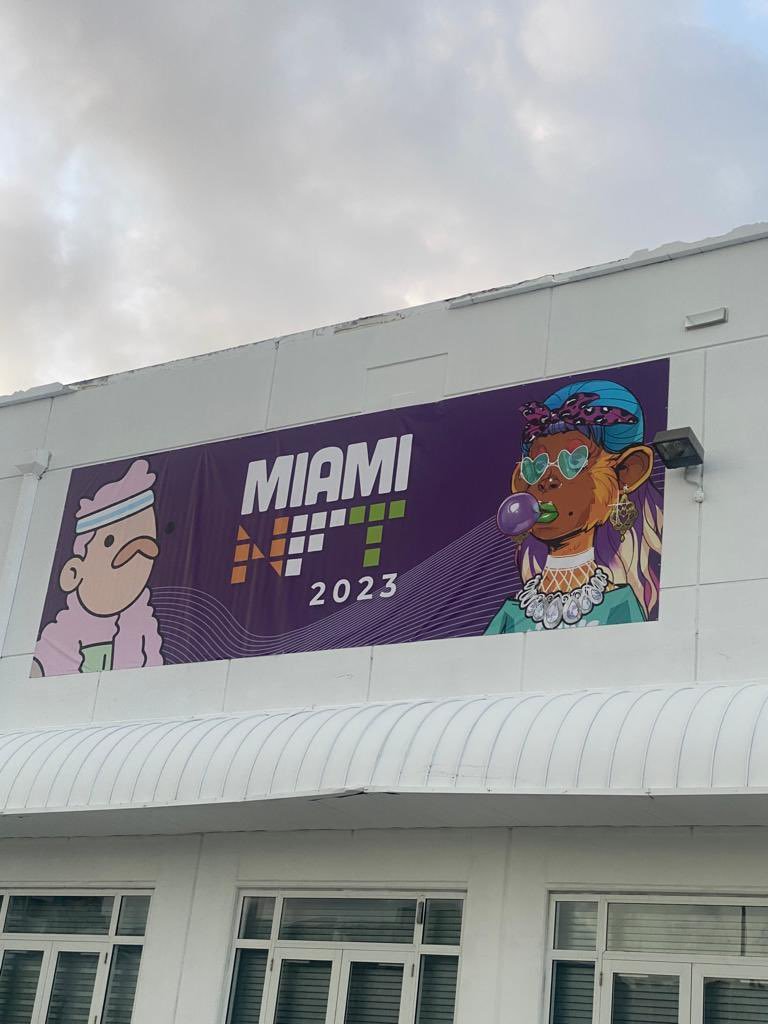 Journey_w_Wendi's tweet photo. Does this beauty look familiar to you? 

@fawchouse (FAWC) was the face of @MiamiNFTweek along with @doodles! 

Be sure to follow FAWC and sign up for notices about their FAWC Pass at: https://t.co/CNZ34wloD8 

#miaminft #fawc #doodles #web3 https://t.co/xOlzn0VJRn