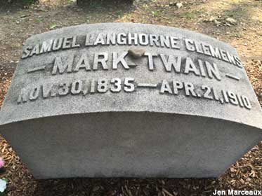 AricKeyes's tweet photo. Drove down to visit Mark Twain’s grave in preparation to starting a career as a #ghostwritter!

That’s how it done folks! https://t.co/Rx3vy68PEm