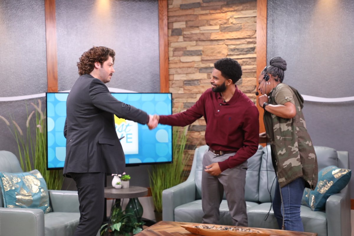 𝘾𝙝𝙚𝙨𝙖𝙥𝙚𝙖𝙠𝙚 𝙋𝙪𝙗𝙡𝙞𝙘 𝙎𝙘𝙝𝙤𝙤𝙡𝙨 tweet media