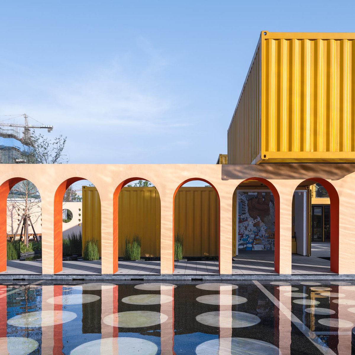 itsbestornot's tweet photo. Share the #Best #design content
Download the Best #app : https://t.co/29sgyGIwF8
#china #arconly #architecture #landscape #mixeduse #residential #colorful #arch #design #bestdesign #best #legend #jiangbei #mixed

https://t.co/GL9bwpZOd9 https://t.co/Cm3asG1EAD