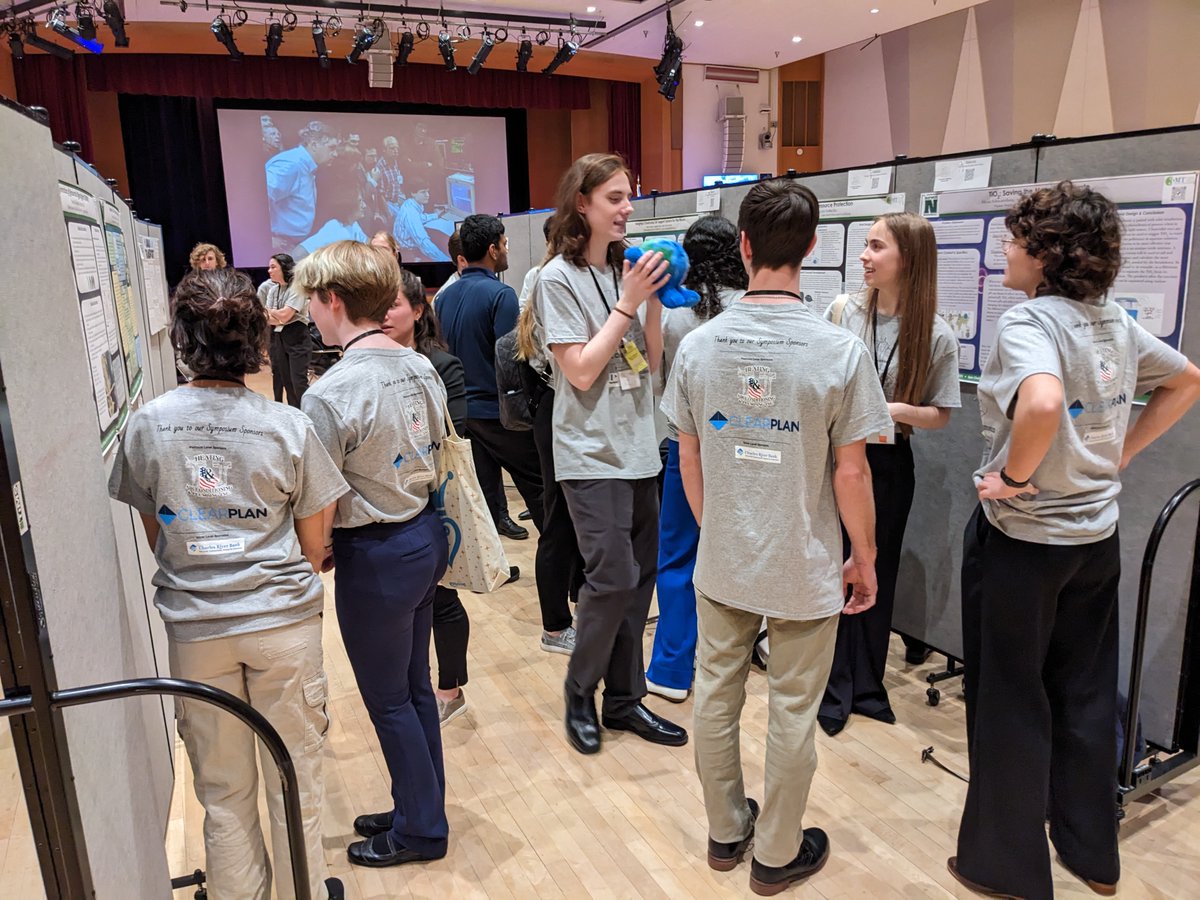 RevvityInc's tweet image. We&apos;re so impressed by how @MrGorman1 has inspired @NipmucRegional #STEM students this week. We are a proud benefactor sponsor of the EPIC Challenge Symposium at @NASAGoddard @NASA #STEM #CoolScience