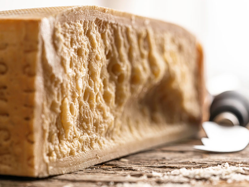 pressitalia's tweet photo. L’Asiago DOP portabandiera del territorio a "Formaggio in Villa" - Dal 14 al 17 aprile, la specialità veneto-trentina racconta la sua tipicità a Cittadella (Padova)

#pressitalia #asiagodop #formaggioinvilla #vicenza
 https://t.co/wWAlKBDz5e https://t.co/FEGV284uAH
