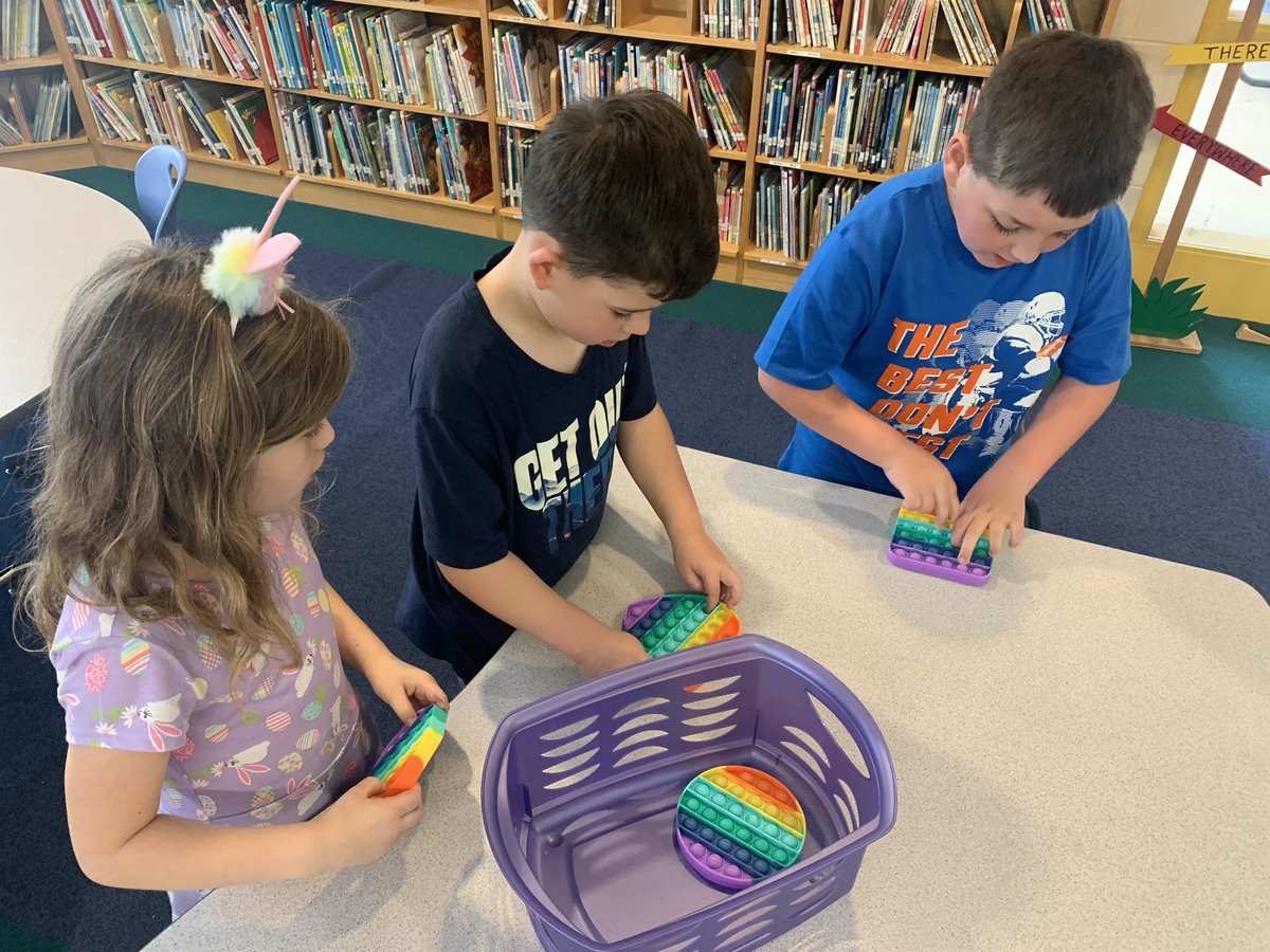 FarrahMilby's tweet photo. 1st Grade Inquiry with Forces. @MrsChastainWHES @WHE_Whiskers @ibpyp #inquiryinmotion #WHESThinkerLab https://t.co/BjU329UMjD