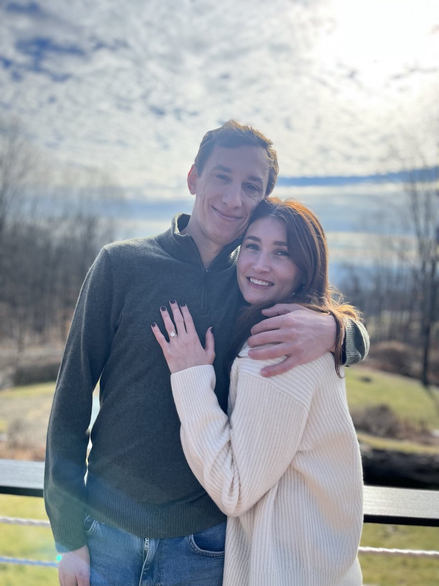 Julia Landauer tweet media