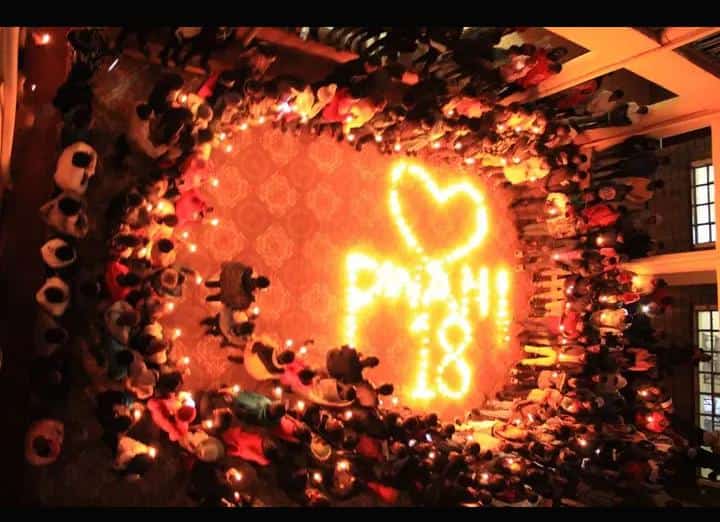 Jacksonngari_'s tweet photo. Candle lighting session today by Rongo University Students as a tribute to Pwani University departed comrades. May their souls rest in eternal peace. 🕊️ https://t.co/xxh8kQkGyY
