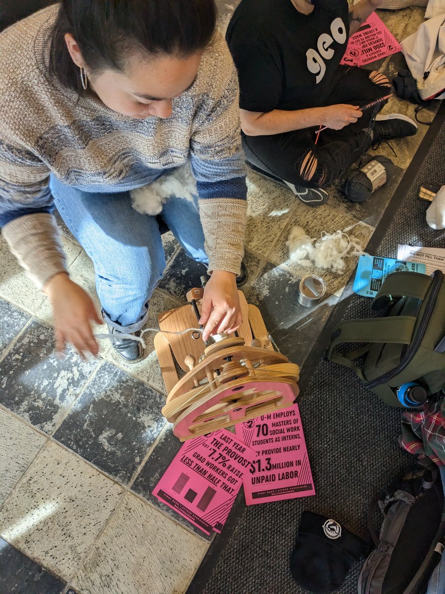 geo3550's tweet photo. Our first Haven Hall knit-in was a great success - so much solidarity, so much crafting! Thank you to @yeagersa for leading the event - we hope to do more! https://t.co/DXo2mMjLQ0