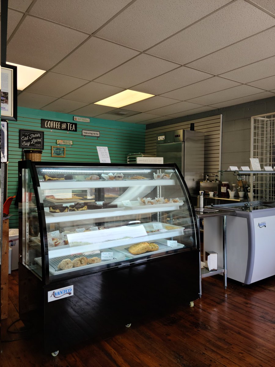 pumpkinandbuggs's tweet photo. New Bakery and Ice Cream Shop Opening!
We are open Wednesday to Saturday 
10:30 am. - 6:30 pm.  
Pumpkin and Bugg's Bake Shop 
5318 Halifax rd.
Halifax, VA  24558 https://t.co/2hm7f4GMOq