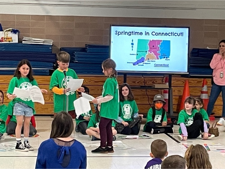 MrsWhitCPM's tweet photo. Our second grade did an amazing job presenting their learning at our April All School Gathering! #springinct #ohtheplaceswego https://t.co/HL3gbjLwLY