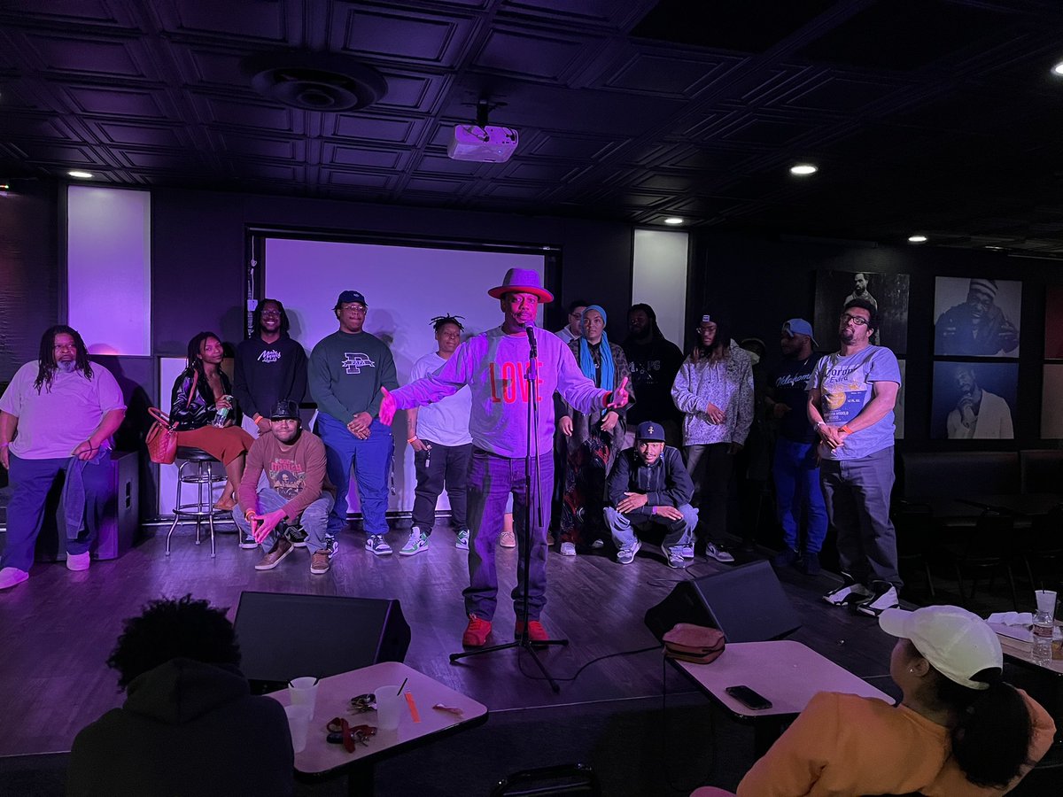thehoodteacher_'s tweet photo. Another successful night of poetry, love, and support! Thank you all so much for those who attended, to those planned to attend, and those who help promote! Your energy and positive vibes do not go unnoticed!
#DopePoetryNight
#IceEventCenter https://t.co/qqMb0Kj1iM