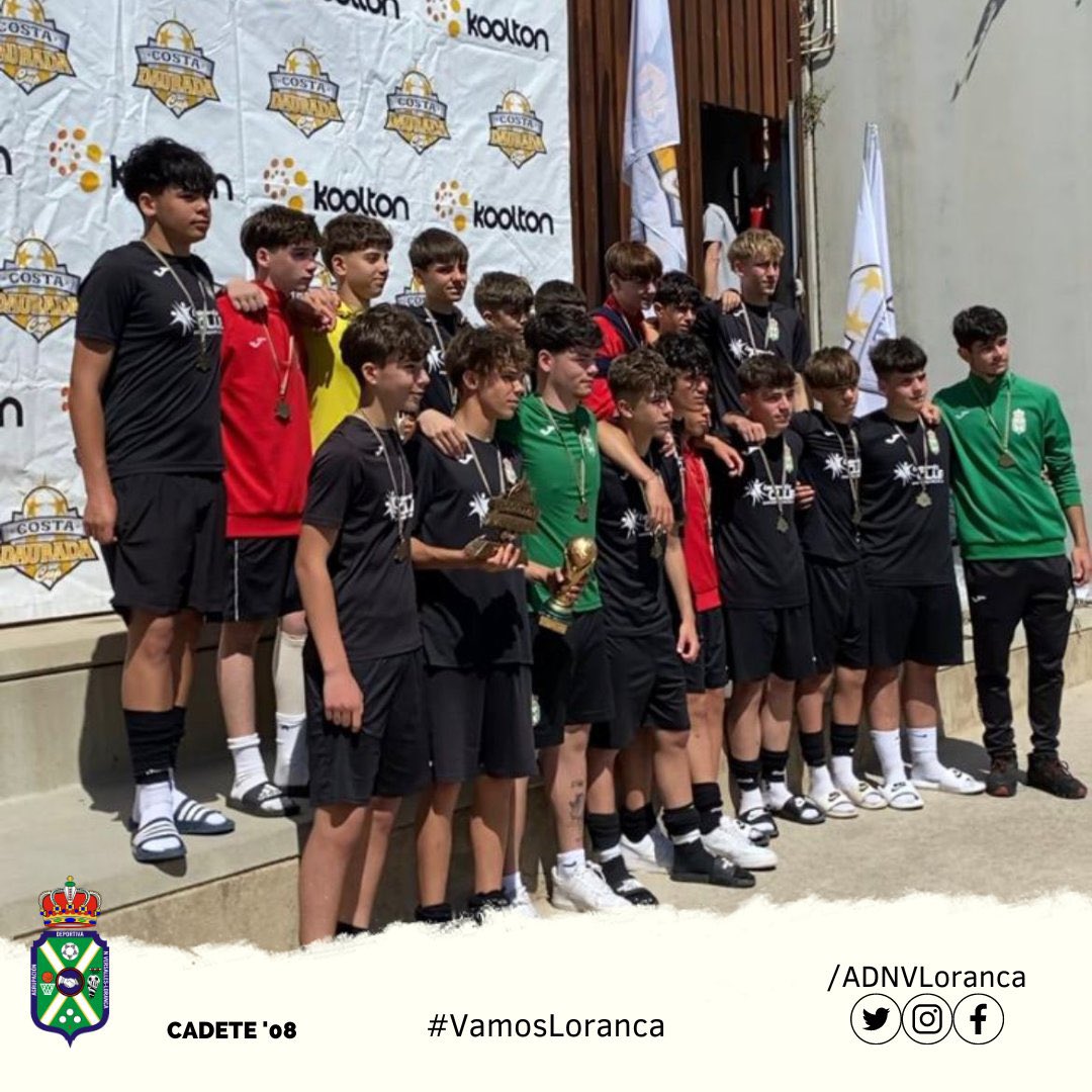 ADNVLoranca's tweet photo. TORNEO | ¡No ha podido ser! Nuestro último equipo en pie, el Cadete 2008 cayó en la tanda de penaltis tras empatar en el tiempo reglamentario. Los chicos quedan subcampeones tras un partido emocionante. 

⚽️Carrasco, que acaba como máximo goleador.

#VamosLoranca #SomosLoranca https://t.co/UAr3Ex5Kvr
