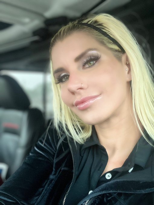 Today&rsquo;s before and after: the weather wasn&rsquo;t the only thing wet today OMG! @JohnnyLovexxx had me sOoOo<a href="/tag/blacklivesmatter"class="tags"><span>#blacklivesmatter</span></a><a href="/tag/equality"class="tags"><span>#equality</span></a><a href="/tag/blm"class="tags"><span>#blm</span></a>
