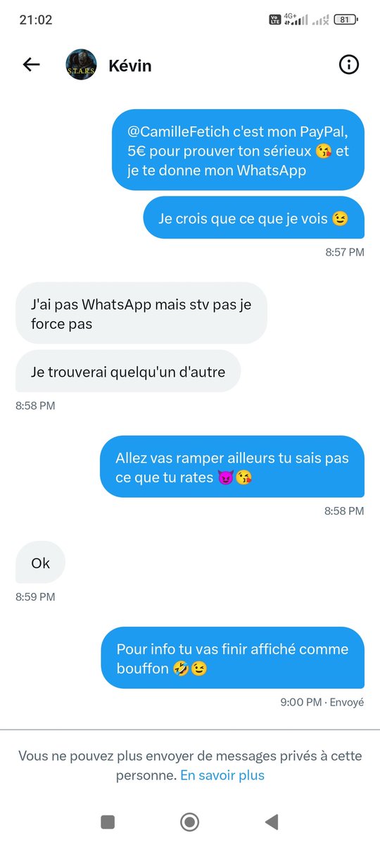 camille_fetich's tweet photo. 😈 Dans la cours des bouffons, j'affiche @kevinsaintemar1.
Vidéo de vérification personnalisé pour lui, et trouve encore le moyen de contourner l'offrande.😈
#soumi #larbin #fetichistespieds
#feeddom #moneymiss https://t.co/lq2O7H4GEX