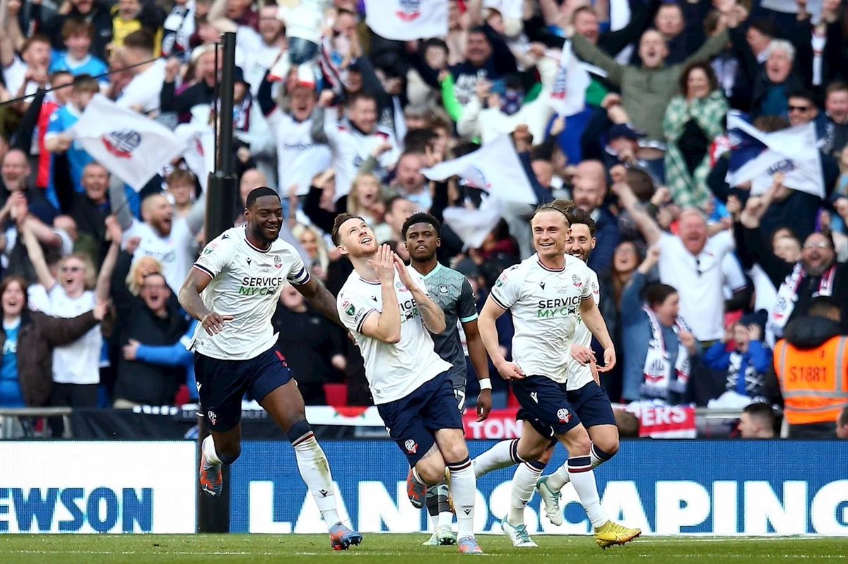I tried to put into words what winning a trophy at Wembley meant to me. 

This is our club, forever and always. 

#BWFC

👉 trottersblog.co.uk/posts/reminisc…