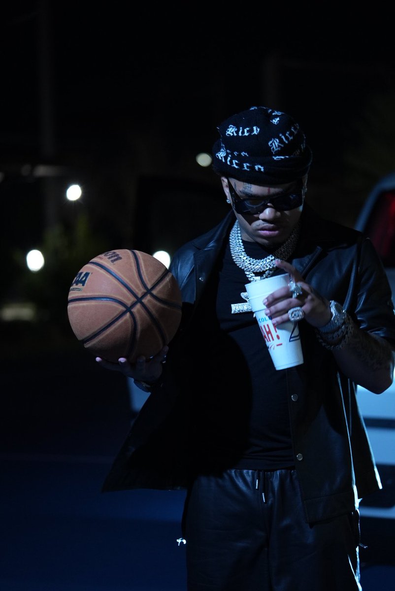 NoCap's tweet photo. no sleep, putting in work, that’s how we got it. https://t.co/RD3sb9PydA