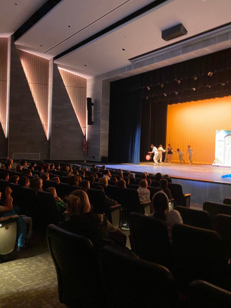 Davenport HS Pack Theatre tweet media