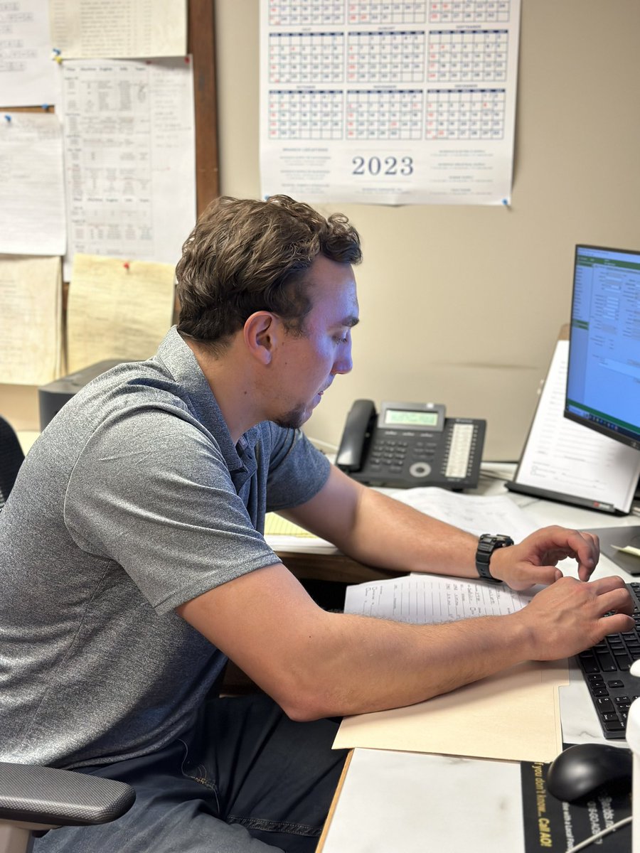 KincaidEquipmfg's tweet photo. Congratulations goes out to Nick Franklin, our most recent hire for ‘Director of Quality Assurance’. Nicks job will be to ensure all equipment leaving the facility is 100% sound &amp; up to par with repairs, upgrades or new builds. We are super excited to have you on the team, Nick! https://t.co/090YqeMrWX