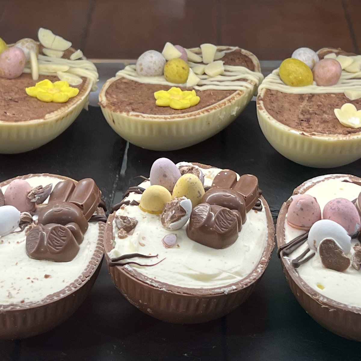 stuartgooderham's tweet photo. HAPPY FEASTER! 🎉🐣🐰 And the answer is YES, they taste every bit as good as they look! 😍

We’re all stocked up and ready for you, Easter! All these treats, and so much more, are available in our Food Hall - which is open all over the Easter weekend. https://t.co/7aEkLyPdsq