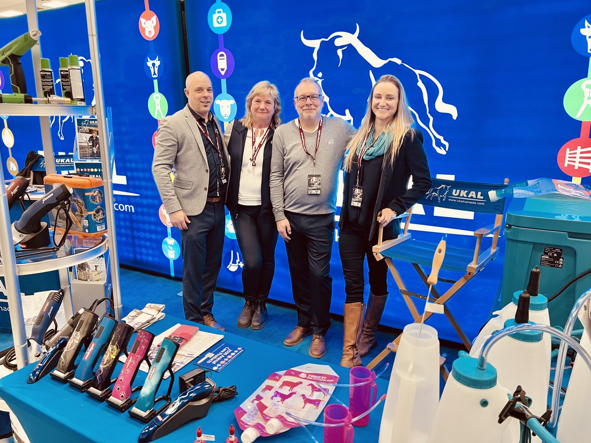 Another great day <a href="/DairyXPO/">Canadian Dairy XPO</a>  with <a href="/urshaywood/">Ursula Haywood</a>  and the team!