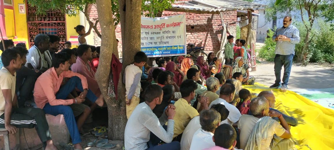 asadumar87's tweet image. Prioritizing community empowerment for @jaljeevan_  @upswsm @AKF_India #safewater #FHTC