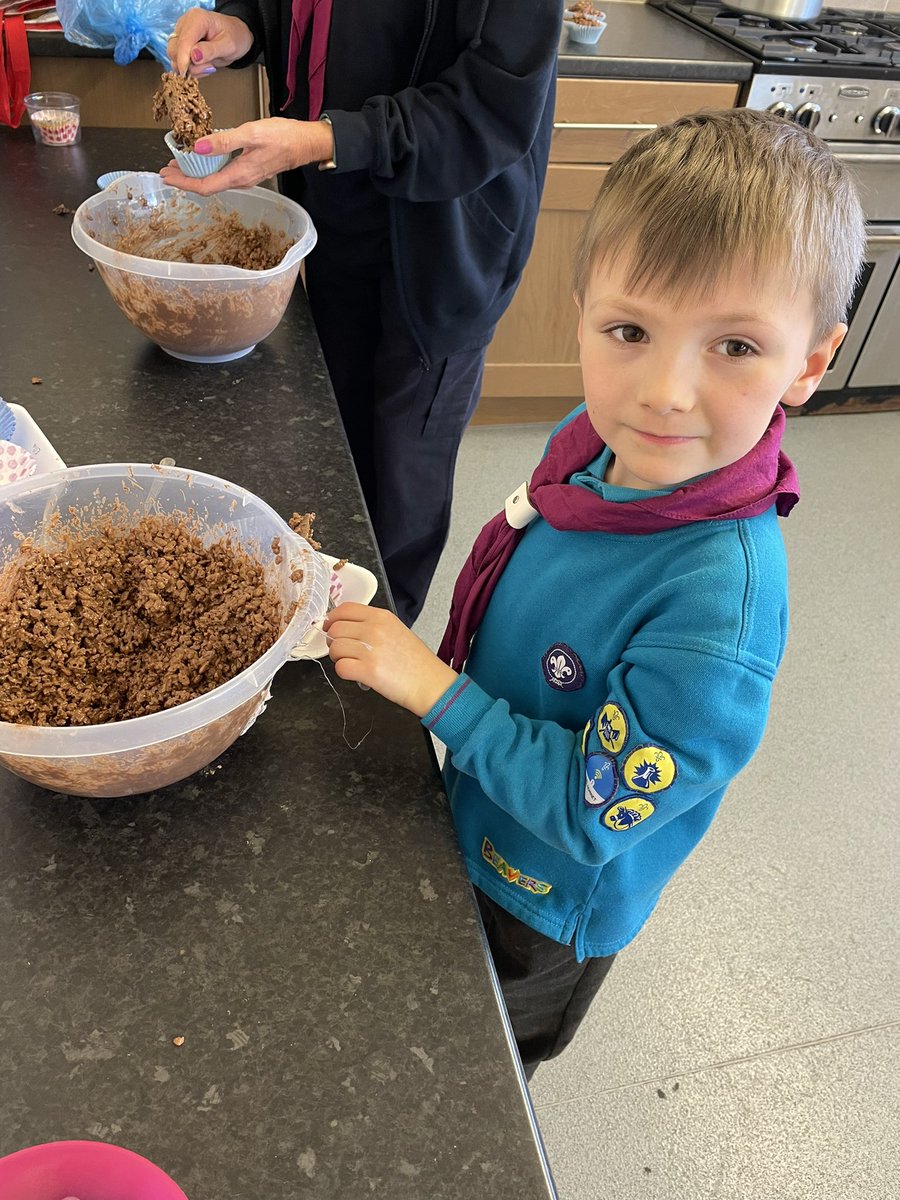 1stBispham's tweet photo. Happy Easter from 1st Bispham Beavers! ✝️🐰🐣🍫 https://t.co/sCv0sCAJKK
