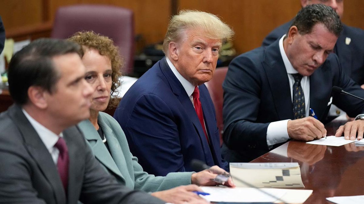 fintandunne's tweet photo. TRUMP'S 'NO CRIME' CRIME
Trump paid Cohen for "Legal Services." How was that description fraudulent? Cohen paying off people is a 'legal service' What the payment was for -is irrelevant. It was an accurate SUMMARY description. All other considerations are moot. Dismiss. https://t.co/I8RtBIH4Dc